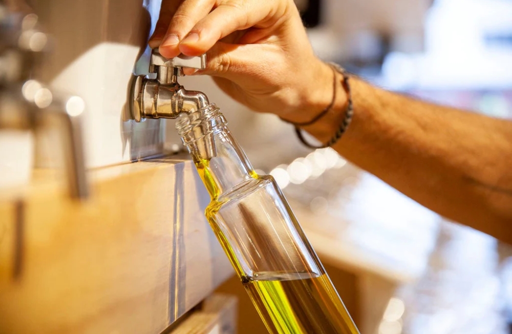 &Sigma;&tau;&eta;&nu; &Iota;&nu;&delta;ί&alpha; &tau;&omicron; &mu;&epsilon;&sigma;&sigma;&eta;&nu;&iota;&alpha;&kappa;ό &epsilon;&lambda;&alpha;&iota;ό&lambda;&alpha;&delta;&omicron; &mu;&epsilon; &sigma;&phi;&rho;&alpha;&gamma;ί&delta;&alpha; &Pi;&Omicron;&Pi; &laquo;&Kappa;&alpha;&lambda;&alpha;&mu;ά&tau;&alpha;&raquo;