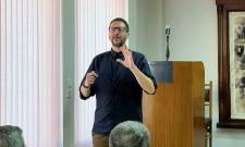 &Kappa;&alpha;&tau;ά&mu;&epsilon;&sigma;&tau;&eta; &alpha;ί&theta;&omicron;&upsilon;&sigma;&alpha; &mu;&epsilon; &iota;&sigma;&chi;&upsilon;&rho;ά &mu;&eta;&nu;ύ&mu;&alpha;&tau;&alpha; &alpha;&nu;ά&pi;&tau;&upsilon;&xi;&eta;&sigmaf; &sigma;&tau;&omicron; &sigma;&epsilon;&mu;&iota;&nu;ά&rho;&iota;&omicron; &laquo;&Eta; &epsilon;&pi;&iota;&chi;&epsilon;ί&rho;&eta;&sigma;ή &sigma;&omicron;&upsilon; &sigma;&tau;&eta;&nu; &pi;&rho;ά&xi;&eta;&raquo;