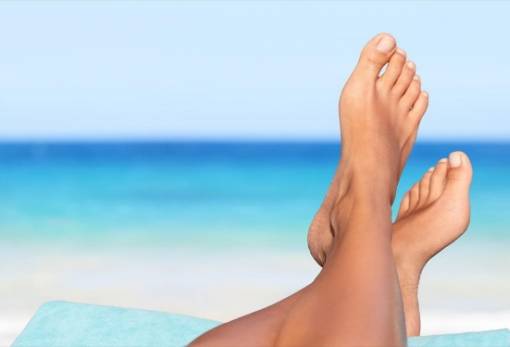 5 tips για να μην ιδρώνουν τα πόδια σου το καλοκαίρι