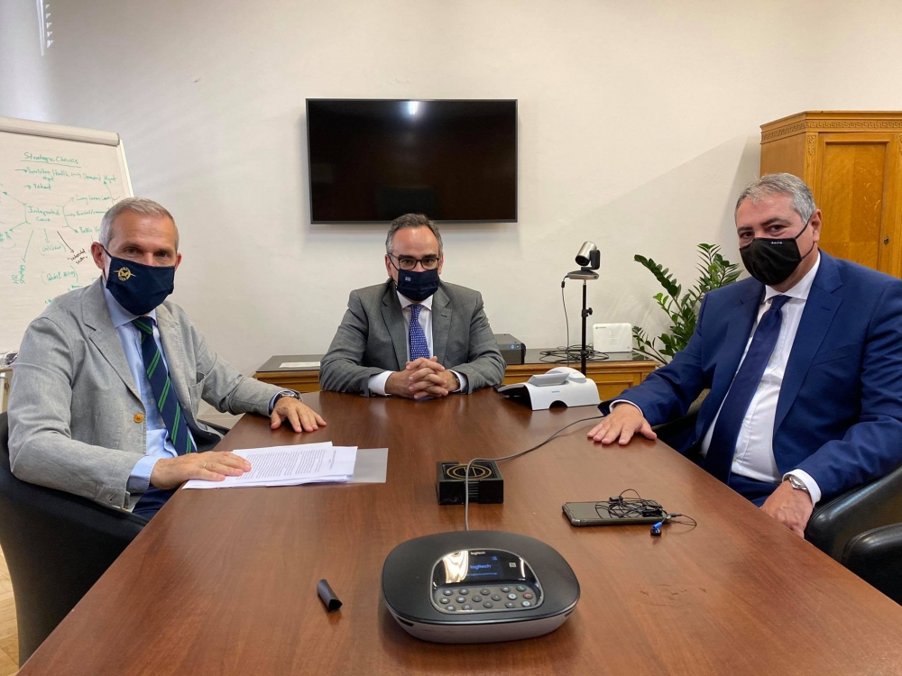 Συνάντηση Δαβάκη με την ηγεσία του υπουργείου Υγείας