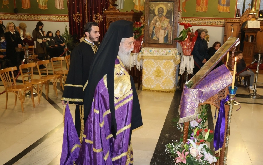 &Iota;&delta;&omicron;ύ &omicron; &Nu;&upsilon;&mu;&phi;ί&omicron;&sigmaf;&hellip;