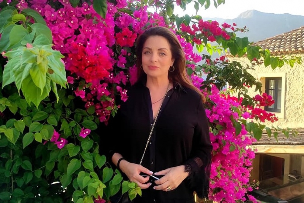 Από την Άντζελα Γκερέκου με αγάπη για τη Μάνη