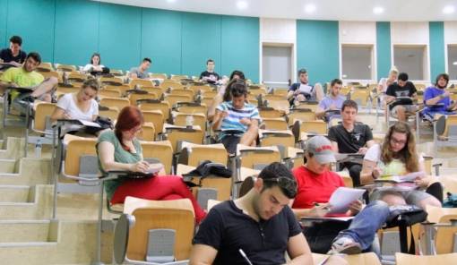 &laquo;&Tau;&rho;έ&chi;&omicron;&upsilon;&nu;&raquo; &omicron;&iota; &alpha;&iota;&tau;ή&sigma;&epsilon;&iota;&sigmaf; &gamma;&iota;&alpha; &tau;&omicron; &Pi;&Mu;&Sigma; &laquo;&Delta;&iota;&omicron;ί&kappa;&eta;&sigma;&eta; &Alpha;&theta;&lambda;&eta;&tau;&iota;&kappa;ώ&nu; &Omicron;&rho;&gamma;&alpha;&nu;&iota;&sigma;&mu;ώ&nu; &kappa;&alpha;&iota; &Epsilon;&pi;&iota;&chi;&epsilon;&iota;&rho;ή&sigma;&epsilon;&omega;&nu;&raquo;