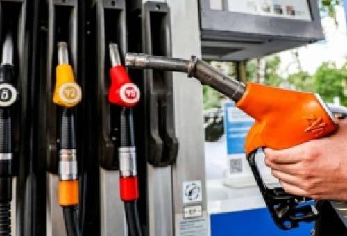 Ψηφιακή «θηλιά» στην αντλία και πρατήρια με… λαμπάκι