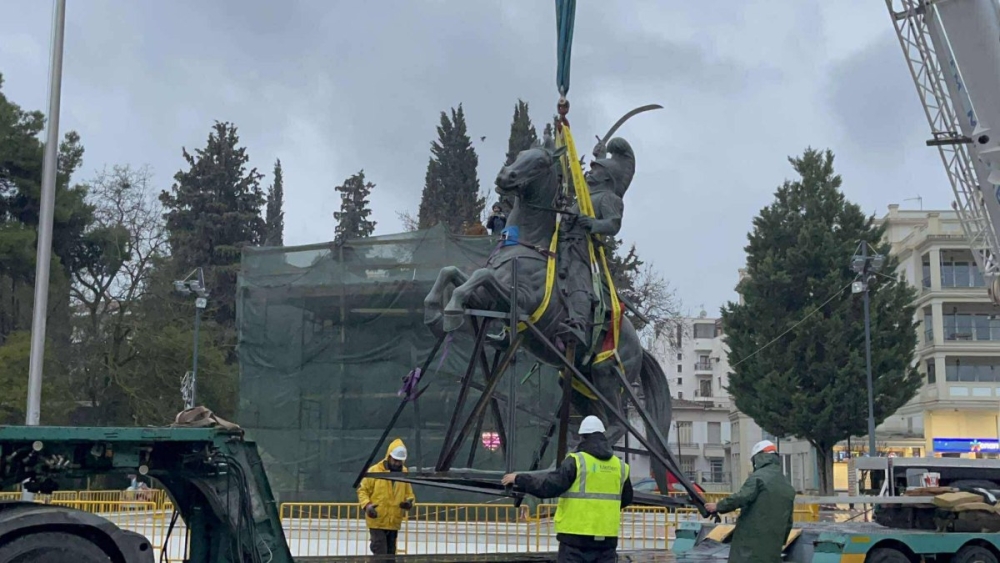 &Epsilon;&pi;έ&sigma;&tau;&rho;&epsilon;&psi;&epsilon; &sigma;&tau;&eta; &beta;ά&sigma;&eta; &tau;&omicron;&upsilon; &omicron; &laquo;&Gamma;έ&rho;&omicron;&sigmaf; &tau;&omicron;&upsilon; &Mu;&omicron;&rho;&iota;ά&raquo;