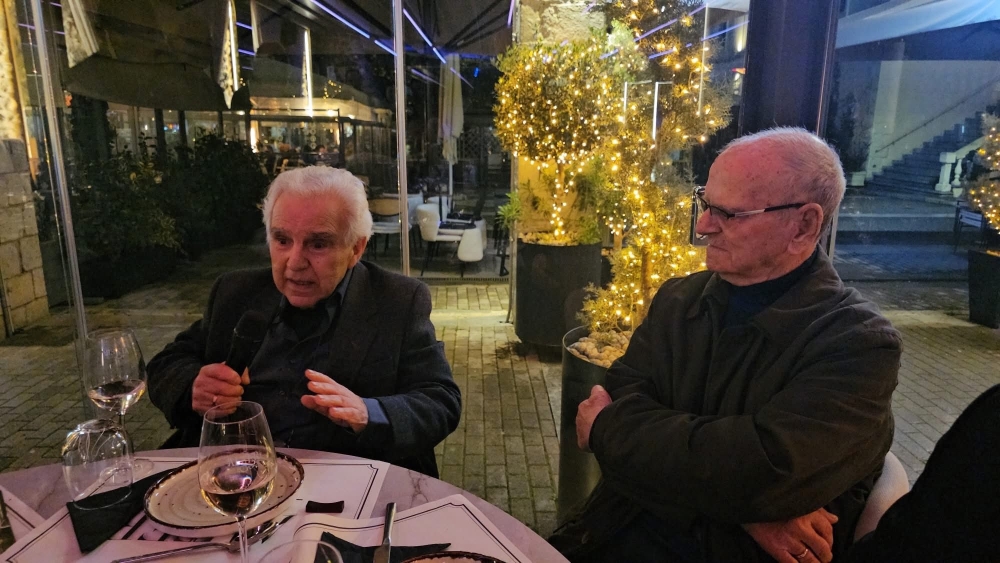 &Sigma;&kappa;ό&rho;&alpha;&rho;&alpha;&nu; &kappa;&alpha;&iota; &nu;ί&kappa;&eta;&sigma;&alpha;&nu; &sigma;&tau;&omicron;&nu; &alpha;&gamma;ώ&nu;&alpha; &tau;&eta;&sigmaf; &mu;&nu;ή&mu;&eta;&sigmaf; &kappa;&alpha;&iota; &tau;&eta;&sigmaf; &alpha;&nu;&alpha;&gamma;&nu;ώ&rho;&iota;&sigma;&eta;&sigmaf;&hellip;