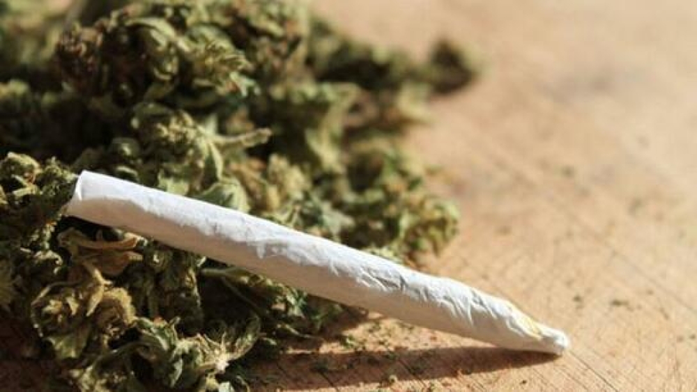 &laquo;&Phi;&omicron;ύ&nu;&tau;&alpha;&raquo; &kappa;&alpha;&iota; &tau;&sigma;&iota;&gamma;&alpha;&rho;&iota;&lambda;ί&kappa;&iota;  &sigma;&tau;&eta;&nu; &kappa;&alpha;&tau;&omicron;&chi;ή ά&nu;&delta;&rho;&alpha; &sigma;&epsilon; &chi;&omega;&rho;&iota;ό &tau;&eta;&sigmaf; &Sigma;&pi;ά&rho;&tau;&eta;&sigmaf;