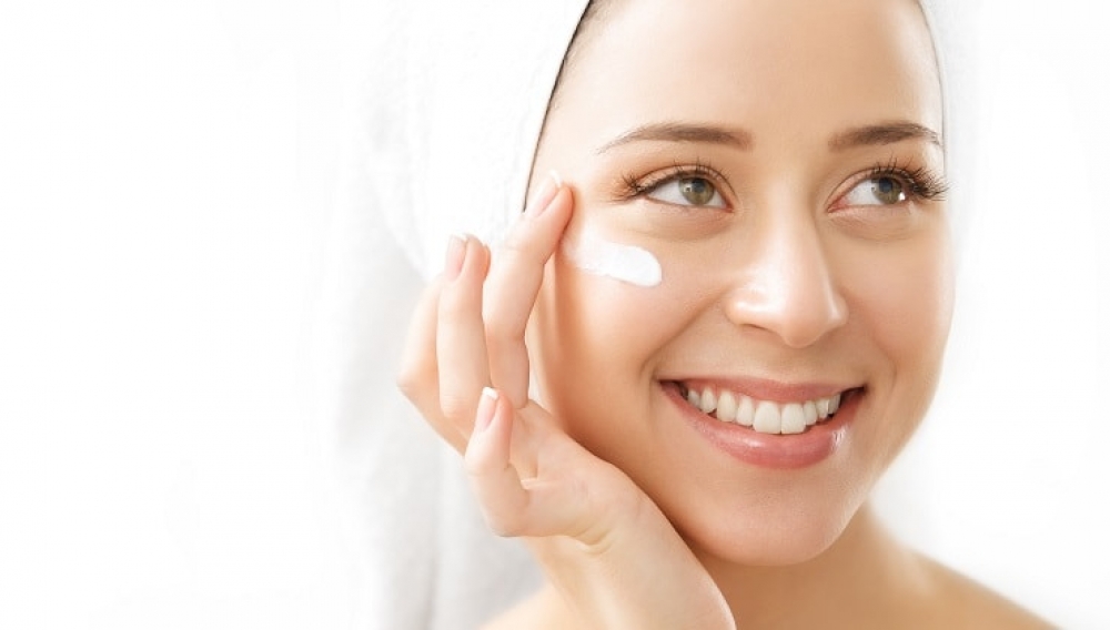 &Pi;ό&tau;&epsilon; &pi;&rho;έ&pi;&epsilon;&iota; &nu;&alpha; &alpha;&pi;&lambda;ώ&nu;&epsilon;&iota;&sigmaf; &tau;&eta;&nu; &kappa;&rho;έ&mu;&alpha; &mu;&alpha;&tau;&iota;ώ&nu;;