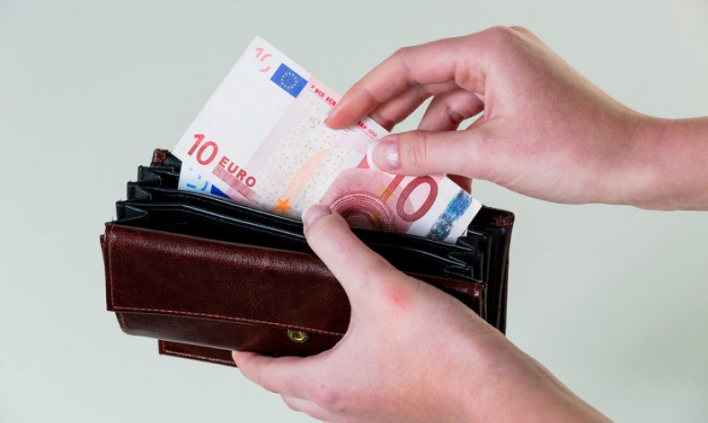 &Alpha;&upsilon;&tau;ό&mu;&alpha;&tau;&eta; &eta; &alpha;&nu;&alpha;&pi;&rho;&omicron;&sigma;&alpha;&rho;&mu;&omicron;&gamma;ή &tau;&omicron;&upsilon; &kappa;&alpha;&tau;ώ&tau;&alpha;&tau;&omicron;&upsilon; &mu;&iota;&sigma;&theta;&omicron;ύ