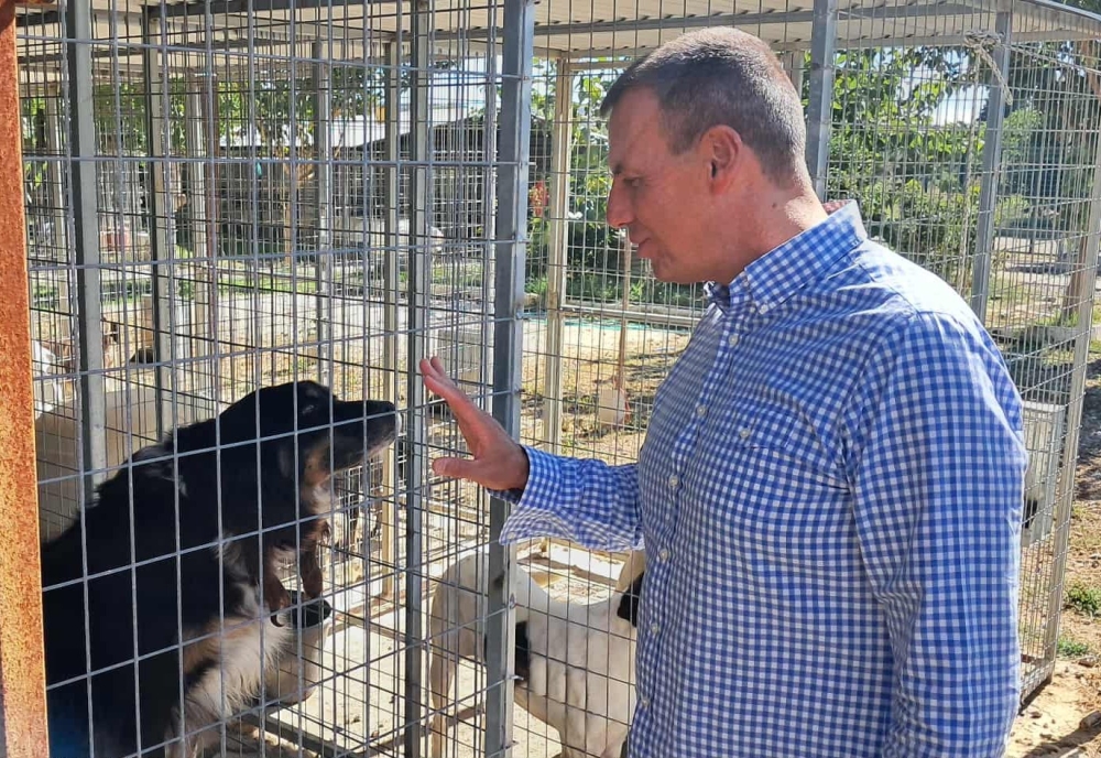 &Mu;ή&nu;&upsilon;&mu;&alpha; &delta;&eta;&mu;ά&rho;&chi;&omicron;&upsilon; &Sigma;&pi;ά&rho;&tau;&eta;&sigmaf; &gamma;&iota;&alpha; &tau;&eta;&nu; &Pi;&alpha;&gamma;&kappa;ό&sigma;&mu;&iota;&alpha; &Eta;&mu;έ&rho;&alpha; &Alpha;&delta;έ&sigma;&pi;&omicron;&tau;&omega;&nu; &Zeta;ώ&omega;&nu;: &laquo;&Eta; &phi;&rho;&omicron;&nu;&tau;ί&delta;&alpha; &tau;&omicron;&upsilon;&sigmaf; &epsilon;ί&nu;&alpha;&iota; &upsilon;&pi;ό&theta;&epsilon;&sigma;&eta; ό&lambda;&omega;&nu; &mu;&alpha;&sigmaf;&raquo;