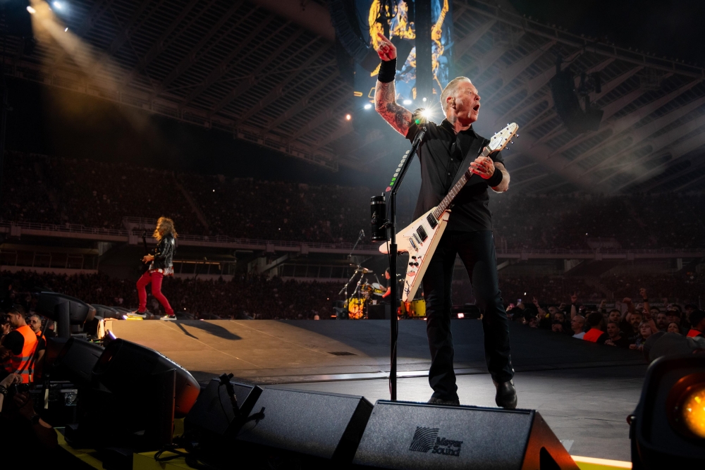 Metallica &sigma;&epsilon; &epsilon;&lambda;&lambda;&eta;&nu;&iota;&kappa;&omicron;ύ&sigmaf; &rho;&upsilon;&theta;&mu;&omicron;ύ&sigmaf; &sigma;&tau;&eta;&nu; &Alpha;&theta;ή&nu;&alpha;