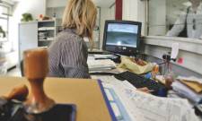 &Omicron;&iota; &pi;&rho;ώ&tau;&epsilon;&sigmaf; &laquo;&sigma;&kappa;&iota;έ&sigmaf;&raquo; &sigma;&tau;&eta; &delta;&iota;&alpha;&delta;&iota;&kappa;&alpha;&sigma;ί&alpha; &tau;&omega;&nu; &phi;&omicron;&rho;&omicron;&lambda;&omicron;&gamma;&iota;&kappa;ώ&nu; &delta;&eta;&lambda;ώ&sigma;&epsilon;&omega;&nu;