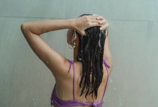 Το test που θα δείξει αν τα μαλλιά σου είναι υγιή