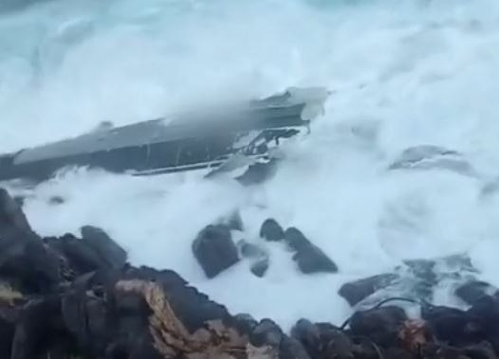 &Beta;&upsilon;&theta;ί&sigma;&tau;&eta;&kappa;&epsilon; &eta; &theta;&alpha;&lambda;&alpha;&mu;&eta;&gamma;ό&sigmaf; &pi;&omicron;&upsilon; έ&pi;&epsilon;&sigma;&epsilon; &sigma;&tau;&alpha; &beta;&rho;ά&chi;&iota;&alpha; &sigma;&tau;&eta;&nu; &Epsilon;&lambda;&alpha;&phi;ό&nu;&eta;&sigma;&omicron;