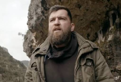 Anser: Ένας Λάκωνας ράπερ στα ύψη! (VIDEO)