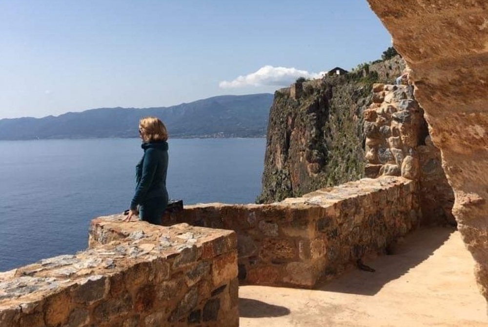 &Eta; &alpha;&pi;&omicron;&theta;έ&omega;&sigma;&eta; &tau;&eta;&sigmaf; Ά&nu;&omicron;&iota;&xi;&eta;&sigmaf; &sigma;&tau;&eta; &Mu;&omicron;&nu;&epsilon;&mu;&beta;&alpha;&sigma;&iota;ά