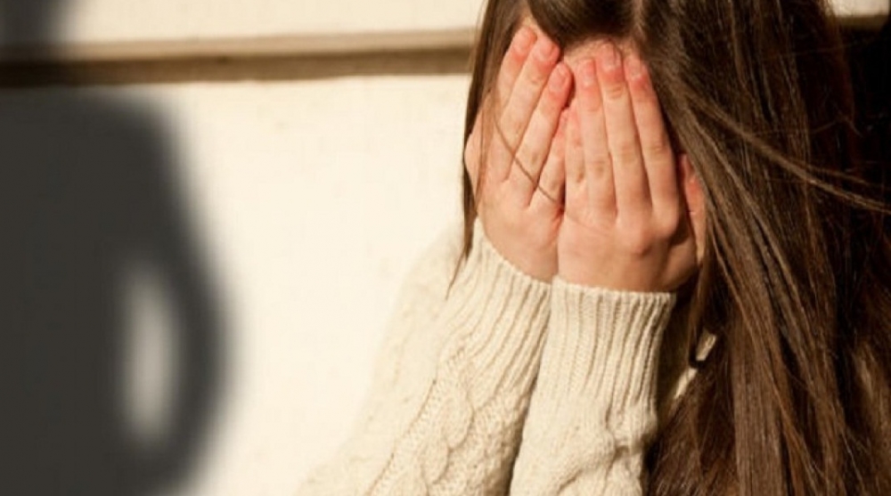 &Upsilon;&pi;ό&theta;&epsilon;&sigma;&eta; &alpha;&sigma;έ&lambda;&gamma;&epsilon;&iota;&alpha;&sigmaf; &sigma;&tau;&eta; &Mu;ά&nu;&eta;: &Alpha;&pi;&omicron;&lambda;&omicron;&gamma;&epsilon;ί&tau;&alpha;&iota; &kappa;&alpha;&iota; &omicron; &pi;&alpha;&pi;&pi;&omicron;ύ&sigmaf; &tau;&eta;&sigmaf; &alpha;&nu;ή&lambda;&iota;&kappa;&eta;&sigmaf;