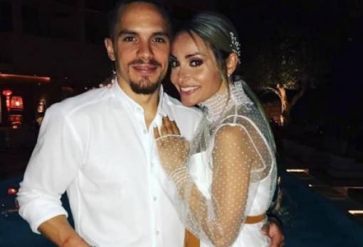 Νυμφεύθηκε κρυφά ο Λευτέρης Πετρούνιας!