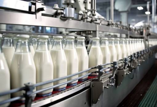 Στους 160,8 εκατ. τόνους η ευρωπαϊκή παραγωγή γάλακτος το 2023