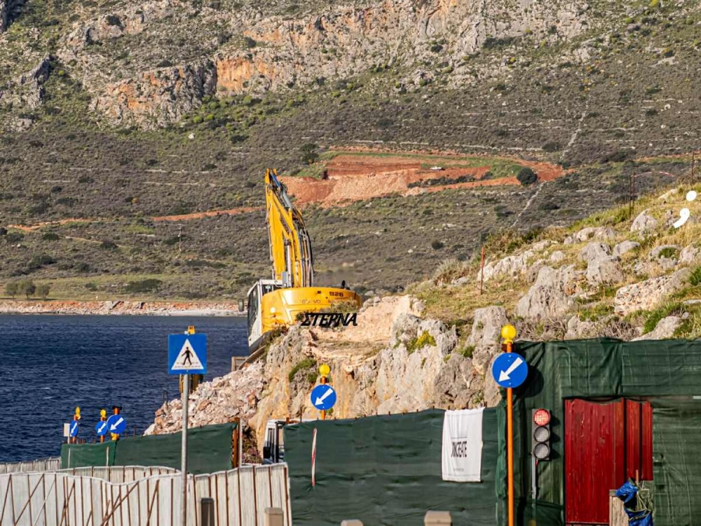 &laquo;&Omicron;&chi;&upsilon;&rho;&omega;&mu;έ&nu;&omicron;&raquo; &pi;ί&sigma;&omega; &alpha;&pi;ό &tau;&omicron;&nu; &Nu;ό&mu;&omicron; &tau;&omicron; &tau;&epsilon;&lambda;&epsilon;&phi;&epsilon;&rho;ί&kappa; &Mu;&omicron;&nu;&epsilon;&mu;&beta;&alpha;&sigma;ί&alpha;&sigmaf; &kappa;&alpha;&tau;ά &Mu;&epsilon;&nu;&delta;ώ&nu;&eta;