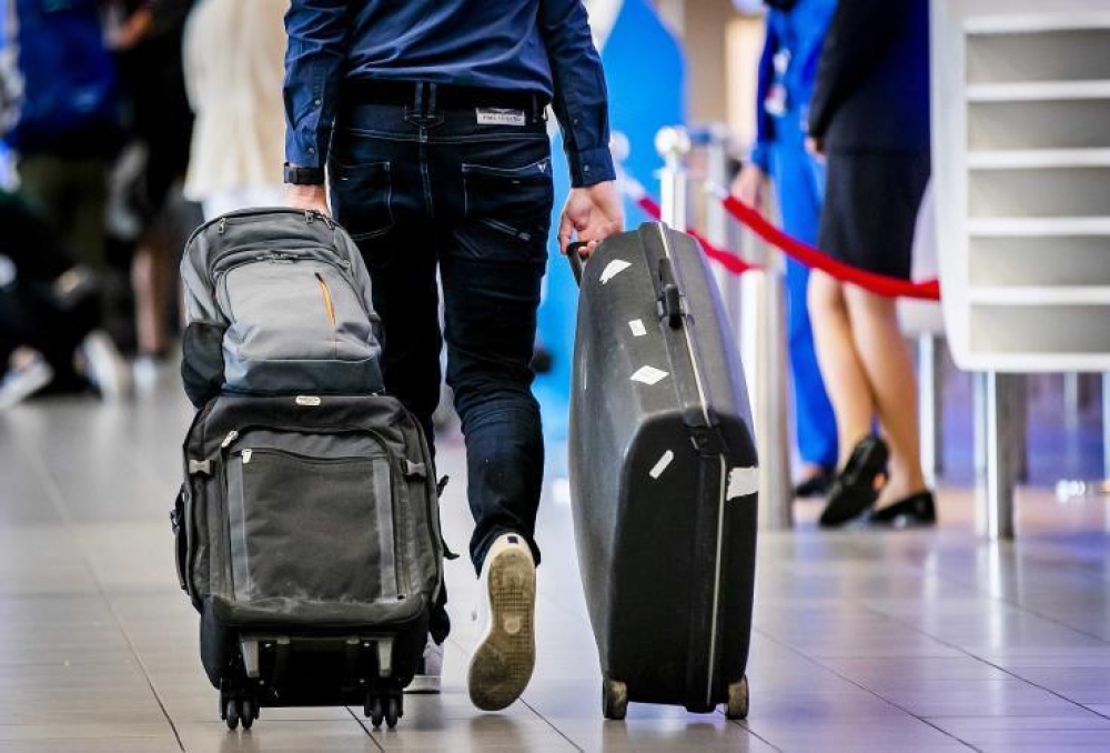 &Tau;&omicron;&upsilon;&rho;&iota;&sigma;&mu;ό&sigmaf;: &Alpha;ύ&xi;&eta;&sigma;&eta; &sigma;&tau;&alpha; &tau;&alpha;&xi;ί&delta;&iota;&alpha; &tau;&omega;&nu; &Epsilon;&upsilon;&rho;&omega;&pi;&alpha;ί&omega;&nu; &tau;&omicron; 2023