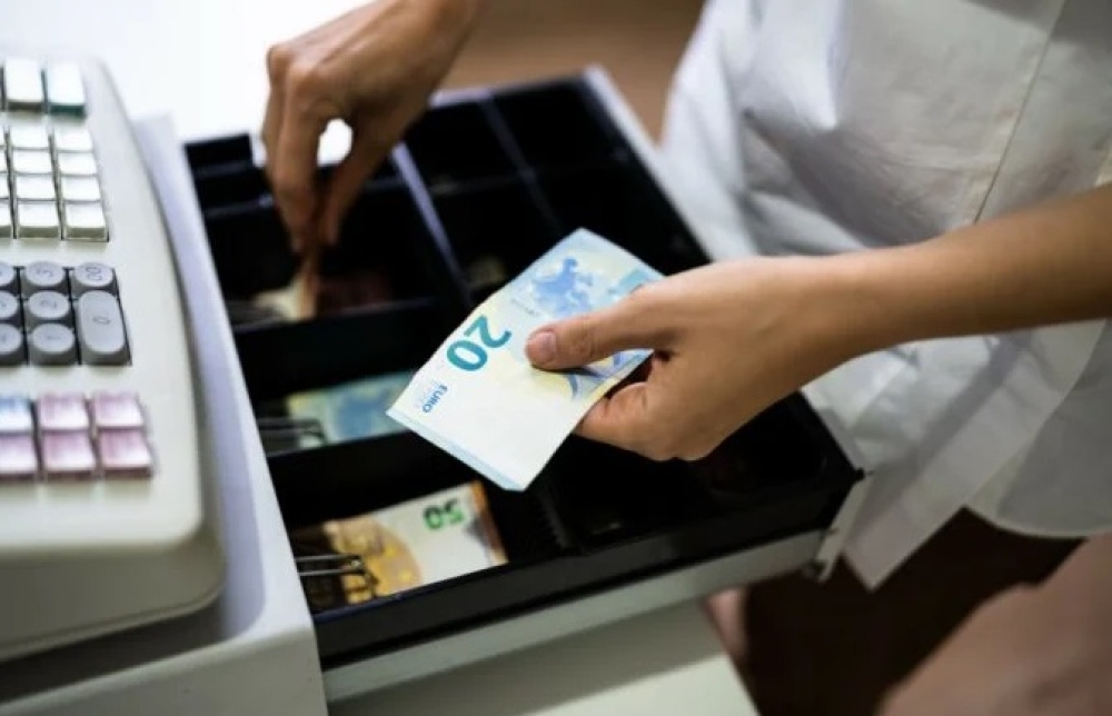 &Sigma;&tau;&epsilon;&nu;ά&zeta;&epsilon;&iota; &sigma;&tau;&eta;&nu; &Pi;&epsilon;&lambda;&omicron;&pi;ό&nu;&nu;&eta;&sigma;&omicron; &tau;&omicron; &mu;&iota;&kappa;&rho;&omicron;&mu;&epsilon;&sigma;&alpha;ί&omicron; &epsilon;&pi;&iota;&chi;&epsilon;&iota;&rho;&epsilon;ί&nu;