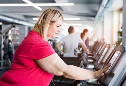 Η άσκηση «ρίχνει» στο μισό το μεταβολισμό στους παχύσαρκους