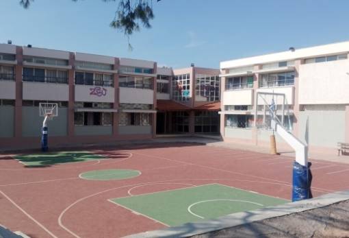 Σχολεία, ευθύνες και το μόνιμο άλλοθι της χρηματοδότησης