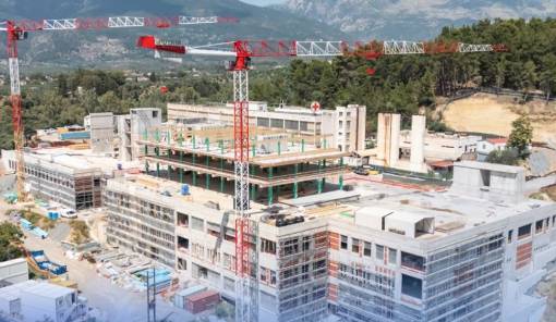 &Delta;ί&pi;&lambda;&alpha; &sigma;&tau;&omicron; &chi;&theta;&epsilon;&sigmaf;, &laquo;&gamma;&epsilon;&nu;&nu;&iota;έ&tau;&alpha;&iota;&raquo; &tau;&omicron; &alpha;ύ&rho;&iota;&omicron; &tau;&eta;&sigmaf; &Upsilon;&gamma;&epsilon;ί&alpha;&sigmaf; &sigma;&tau;&eta; &Lambda;&alpha;&kappa;&omega;&nu;ί&alpha;