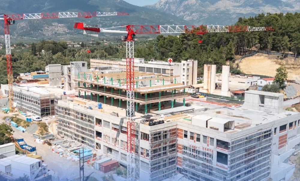 &Delta;ί&pi;&lambda;&alpha; &sigma;&tau;&omicron; &chi;&theta;&epsilon;&sigmaf;, &laquo;&gamma;&epsilon;&nu;&nu;&iota;έ&tau;&alpha;&iota;&raquo; &tau;&omicron; &alpha;ύ&rho;&iota;&omicron; &tau;&eta;&sigmaf; &Upsilon;&gamma;&epsilon;ί&alpha;&sigmaf; &sigma;&tau;&eta; &Lambda;&alpha;&kappa;&omega;&nu;ί&alpha;