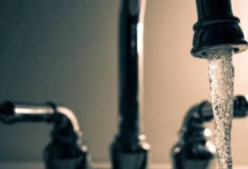 Τρέχει κανονικά το νερό στη Νεάπολη μετά τη διήμερη «δίψα»