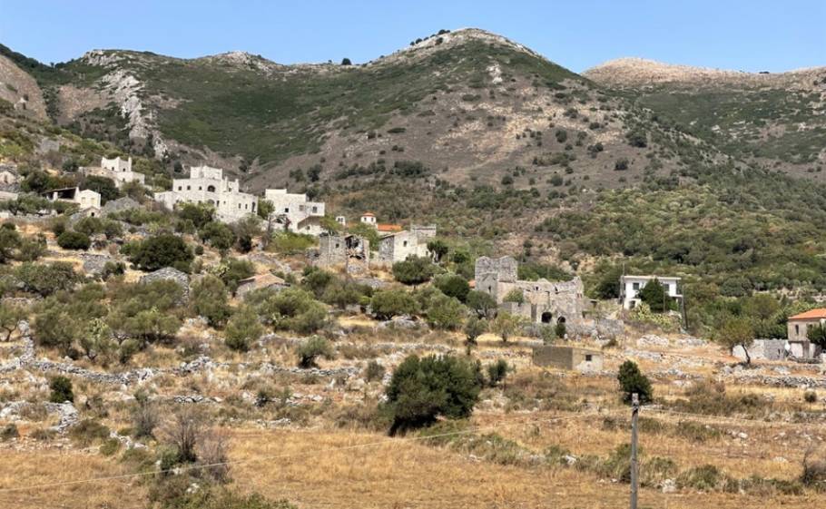 &laquo;&Sigma;&tau;έ&gamma;&nu;&omega;&sigma;&epsilon;&raquo; &alpha;&pi;ό &nu;&epsilon;&rho;ό &pi;ά&nu;&omega; &alpha;&pi;ό &mu;ή&nu;&alpha; &omicron; &Pi;ύ&rho;&rho;&iota;&chi;&omicron;&sigmaf;