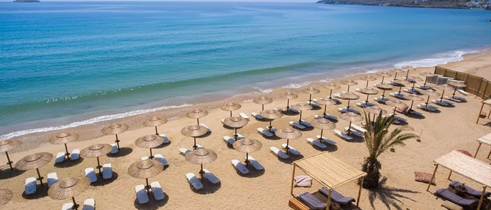 &Sigma;&epsilon; &delta;&eta;&mu;&omicron;&pi;&rho;ά&tau;&eta;&sigma;&eta; &tau;&rho;&epsilon;&iota;&sigmaf; &alpha;&kappa;&tau;έ&sigmaf; &sigma;&tau;&eta; &Lambda;&alpha;&kappa;&omega;&nu;ί&alpha;