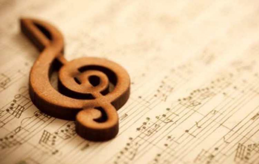 &Mu;&omicron;&upsilon;&sigma;&iota;&kappa;ή &beta;&rho;&alpha;&delta;&iota;ά &sigma;&tau;&alpha; &Alpha;&nu;ώ&gamma;&epsilon;&iota;&alpha;