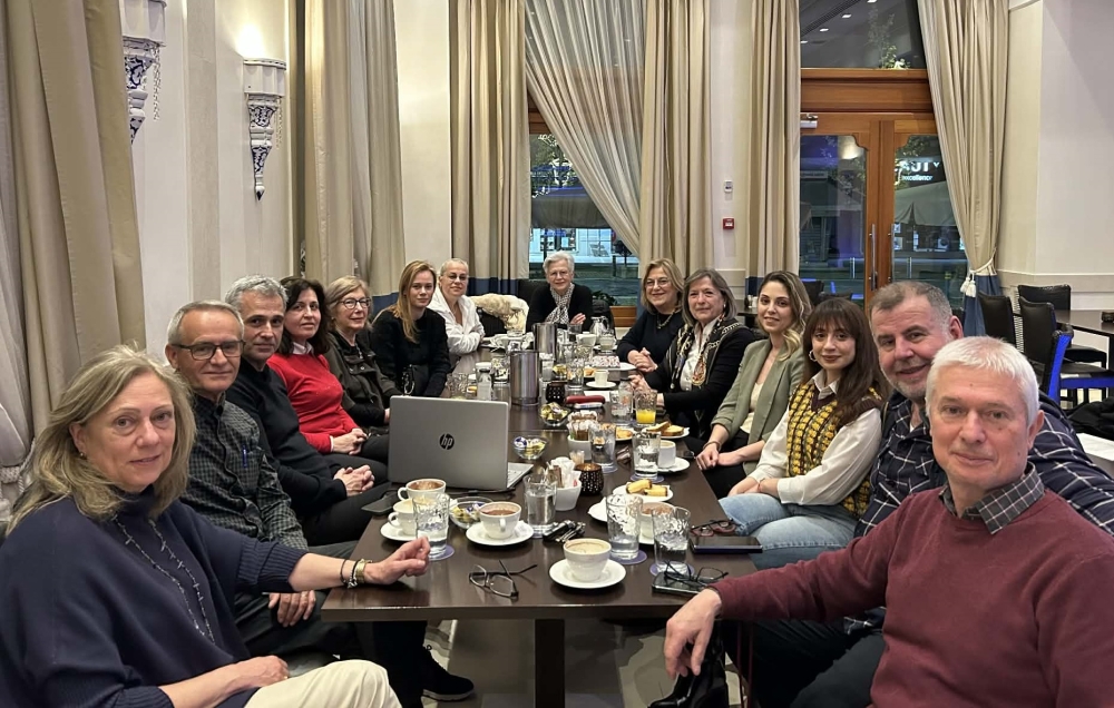 &Sigma;ή&mu;&alpha;&nu;&epsilon; &eta; έ&nu;&alpha;&rho;&xi;&eta; &tau;&eta;&sigmaf; &pi;&omicron;&rho;&epsilon;ί&alpha;&sigmaf; &sigma;&tau;&omicron; &mu;έ&lambda;&lambda;&omicron;&nu; &gamma;&iota;&alpha; &tau;&omicron; &alpha;&nu;&alpha;&nu;&epsilon;&omega;&mu;έ&nu;&omicron; &Iota;&nu;&sigma;&tau;&iota;&tau;&omicron;ύ&tau;&omicron; &Sigma;&pi;ά&rho;&tau;&eta;&sigmaf;