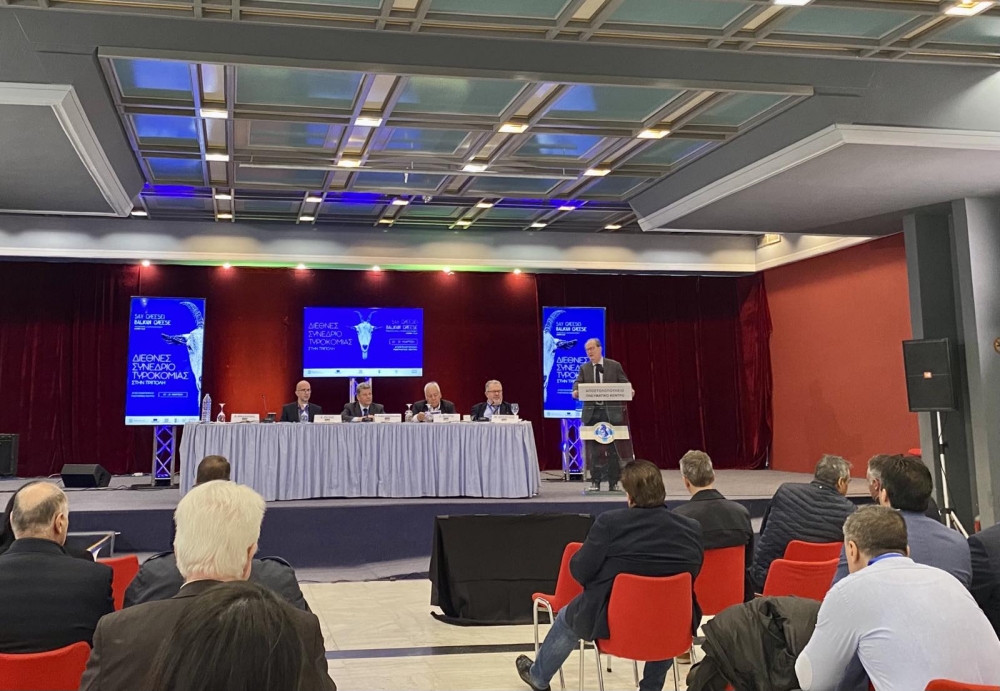 &Eta; &Pi;&epsilon;&lambda;&omicron;&pi;ό&nu;&nu;&eta;&sigma;&omicron;&sigmaf; &epsilon;&gamma;&kappa;&alpha;&iota;&nu;&iota;ά&zeta;&epsilon;&iota; &tau;&omicron;&upsilon;&sigmaf; &laquo;&delta;&rho;ό&mu;&omicron;&upsilon;&sigmaf; &tau;&omicron;&upsilon; &tau;&upsilon;&rho;&iota;&omicron;ύ&raquo;