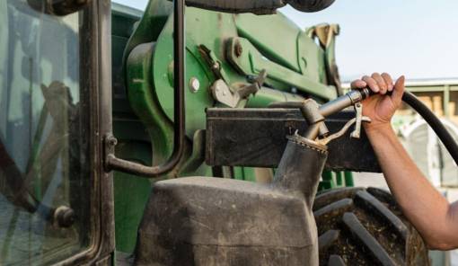 &Kappa;&alpha;&tau;&alpha;&beta;&lambda;ή&theta;&eta;&kappa;&epsilon; &eta; &pi;&rho;ώ&tau;&eta; &delta;ό&sigma;&eta; &Epsilon;&Phi;&Kappa; &alpha;&gamma;&rho;&omicron;&tau;&iota;&kappa;&omicron;ύ &pi;&epsilon;&tau;&rho;&epsilon;&lambda;&alpha;ί&omicron;&upsilon;