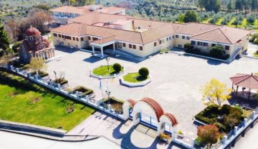 &laquo;Έ&phi;&upsilon;&gamma;&epsilon;&raquo; &omicron; &mu;&epsilon;&gamma;ά&lambda;&omicron;&sigmaf; &epsilon;&upsilon;&epsilon;&rho;&gamma;έ&tau;&eta;&sigmaf; &tau;&omicron;&upsilon; &Alpha;&sigma;ύ&lambda;&omicron;&upsilon; &Alpha;&nu;&iota;ά&tau;&omega;&nu; &Gamma;. &Lambda;&omicron;ύ&pi;&omicron;&sigmaf;
