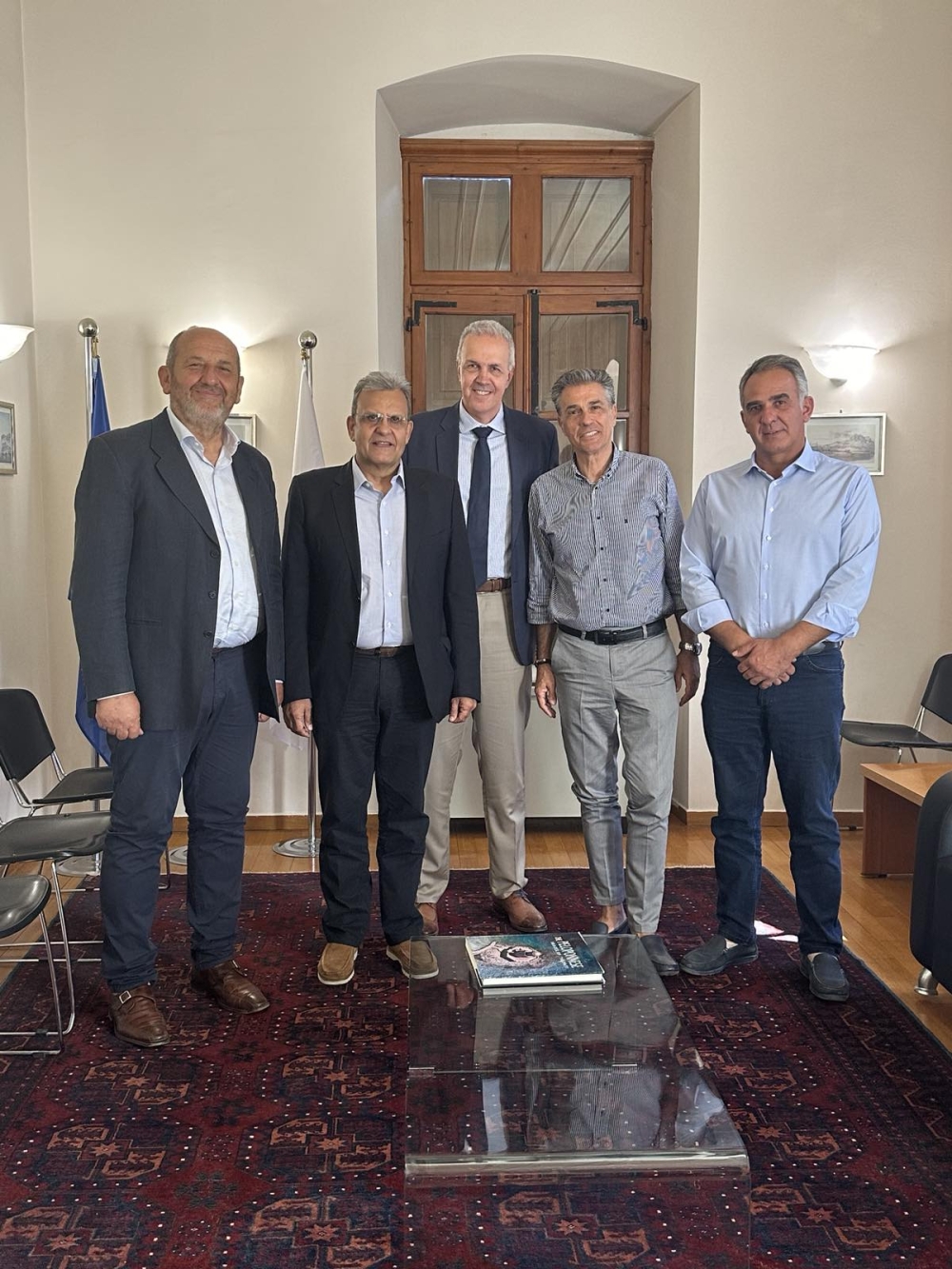 &Sigma;&tau;&rho;&alpha;&tau;&eta;&gamma;&iota;&kappa;ή &sigma;&upsilon;&mu;&mu;&alpha;&chi;ί&alpha; &gamma;&iota;&alpha; &tau;&eta;&nu; έ&rho;&epsilon;&upsilon;&nu;&alpha; &kappa;&alpha;&iota; &tau;&eta;&nu; &epsilon;&pi;&iota;&chi;&epsilon;&iota;&rho;&eta;&mu;&alpha;&tau;&iota;&kappa;ό&tau;&eta;&tau;&alpha; &sigma;&tau;&eta;&nu; &Pi;&epsilon;&lambda;&omicron;&pi;ό&nu;&nu;&eta;&sigma;&omicron;