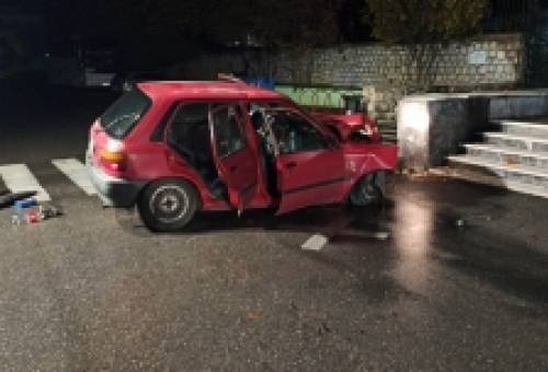 Τροχαίο ατύχημα έξω από το Δημοτικό Στάδιο Σπάρτης