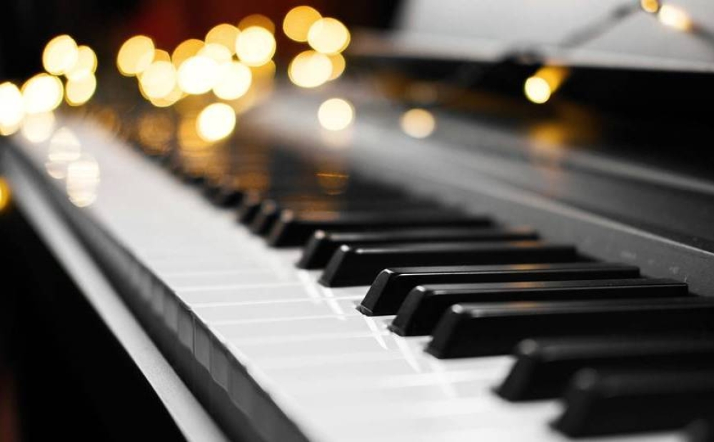 &Kappa;&omicron;&pi;ή &pi;ί&tau;&alpha;&sigmaf; &mu;&epsilon;&tau;ά &rho;&epsilon;&sigma;&iota;&tau;ά&lambda; &pi;&iota;ά&nu;&omicron;&upsilon; &gamma;&iota;&alpha; &tau;&omicron; &Epsilon;&theta;&nu;&iota;&kappa;ό &Omega;&delta;&epsilon;ί&omicron; &Sigma;&pi;ά&rho;&tau;&eta;&sigmaf;