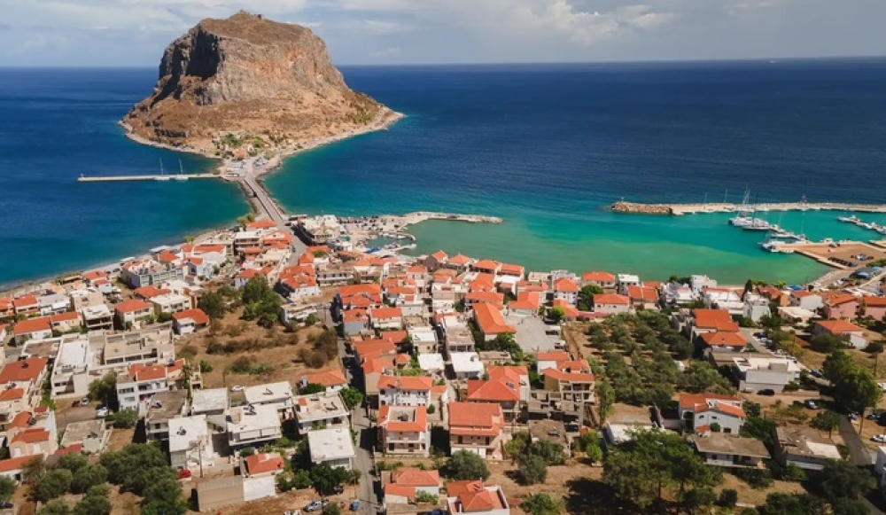 &Pi;ώ&sigmaf; &eta; &nu;έ&alpha; &Mu;&omicron;&nu;&epsilon;&mu;&beta;&alpha;&sigma;&iota;ά &theta;&alpha; &kappa;&omicron;&iota;&tau;ά&xi;&epsilon;&iota; &sigma;&tau;&alpha; &laquo;&mu;ά&tau;&iota;&alpha;&raquo; &tau;&omicron; &Kappa;ά&sigma;&tau;&rho;&omicron;