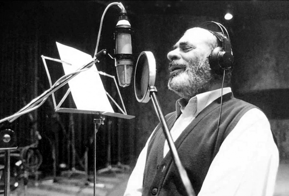 «6η Γιορτή  Στέλιου Καζαντζίδη» από τους Λάκωνες φίλους του!