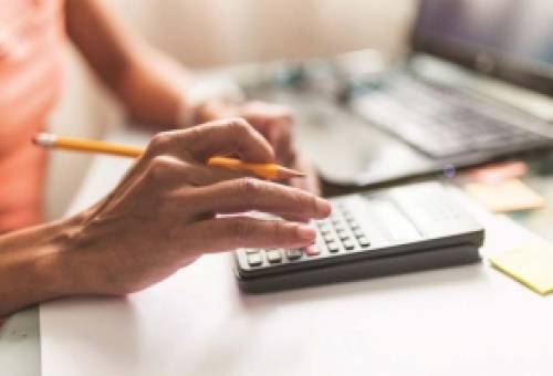 «Χαριστική βολή» το νέο φορολογικό φωνάζουν οι έμποροι