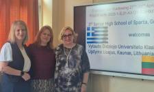 &Sigma;&tau;&eta; &Lambda;&iota;&theta;&omicron;&upsilon;&alpha;&nu;ί&alpha; &laquo;&tau;&alpha;&xi;&iota;&delta;&epsilon;ύ&epsilon;&iota;&raquo; &tau;&omicron; 3&omicron; &Gamma;&Epsilon;&Lambda; &Sigma;&pi;ά&rho;&tau;&eta;&sigmaf;