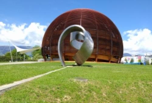 Από τα σχολεία της Λακωνίας στα άδυτα του CERN