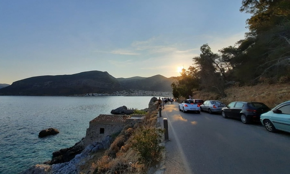 &Tau;&omicron; &pi;&rho;ώ&tau;&omicron; &phi;&epsilon;&tau;&iota;&nu;ό crash test &tau;&omicron;&upsilon; &tau;&omicron;&upsilon;&rho;&iota;&sigma;&mu;&omicron;ύ &sigma;&tau;&eta; &Lambda;&alpha;&kappa;&omega;&nu;ί&alpha;