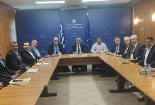 Συνάντηση Τσιάρα με το νέο Διοικητικό Συμβούλιο του ΟΠΕΚΕΠΕ