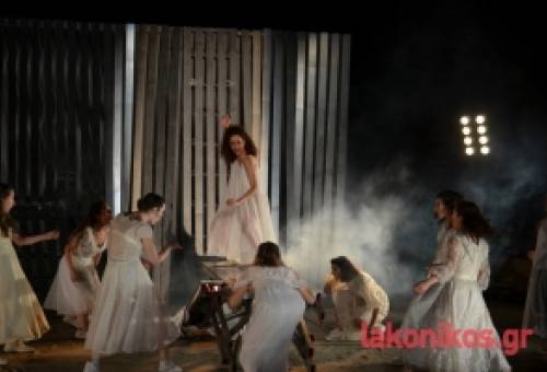 Καθήλωσε το κοινό η «Ιφιγένεια εν Αυλίδι»