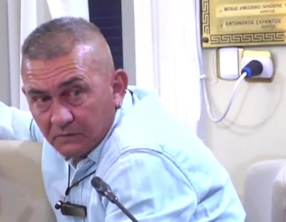 &Pi;&epsilon;&rho;ί &nu;&iota;&kappa;&eta;&tau;ώ&nu; &kappa;&alpha;&iota; &eta;&tau;&tau;&eta;&mu;έ&nu;&omega;&nu;, &alpha;&lambda;&alpha;&zeta;&omicron;&nu;&epsilon;ί&alpha;&sigmaf; &kappa;&alpha;&iota; έ&pi;&alpha;&rho;&sigma;&eta;&sigmaf;